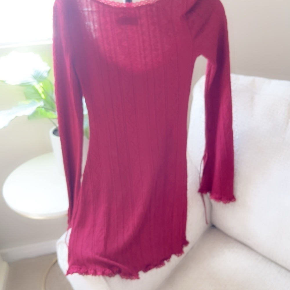 Edikted Elegant Red Long-Sleeve Dress - Picture 8 of 12